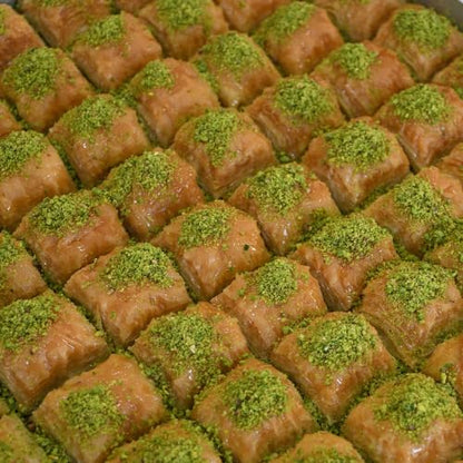 Baklava with pistachios according to traditional home recipe (500 g)|B0D2Y52RKT